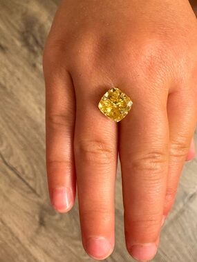 3.5 Carats vivid yellow Moissanite diamond